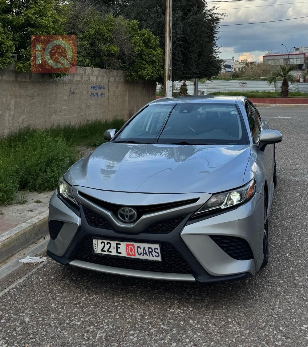 تۆیۆتا کامری